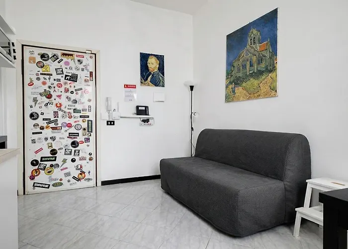 Bicocca Cozy Flat 아파트 *